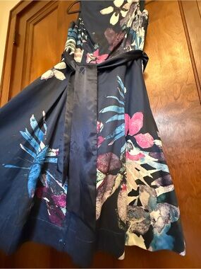 Floral Navy A-Line Dress with Multicolor Bloom Size 6
